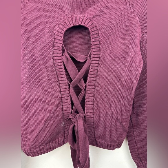 REVOLVE 525 Laced Back Turtleneck Sweater XS NWT - Picture 9 of 13